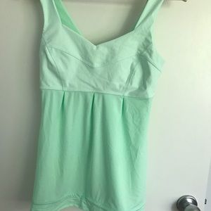 Lululemon workout tank top
